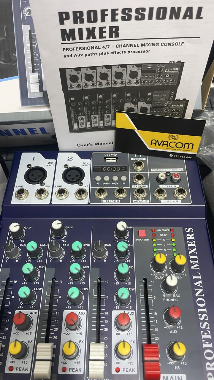 Consola 4 canales xlr 249s